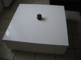 table basse carre laque blanc