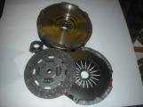 VOLANT MOTEUR PAJERO 3.2 DID + KIT COMPLET EMBRAYAGE